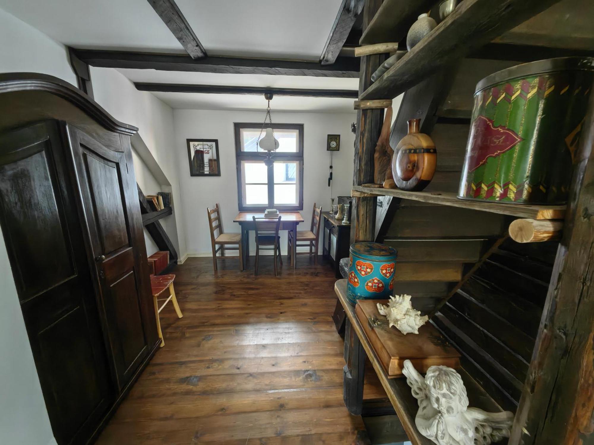 Hisa Hortenzija Luče Extérieur photo